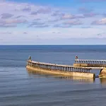 Royal Whitby 3*