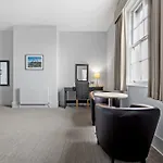 Hotel Royal Whitby 3*