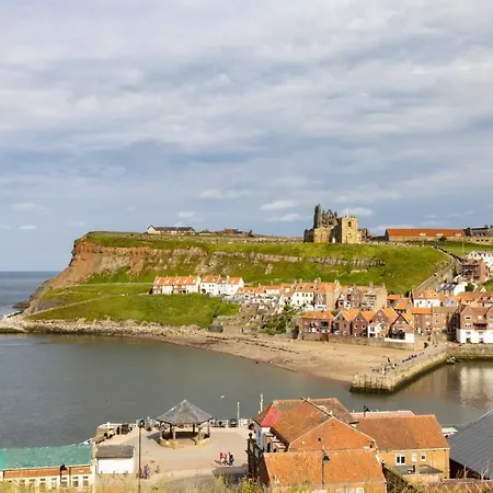 Royal Whitby 3*