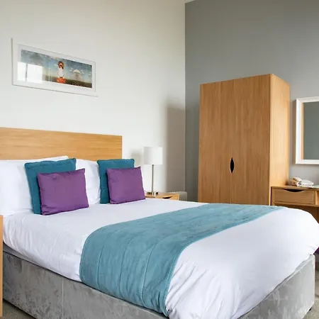 Royal Whitby 3*