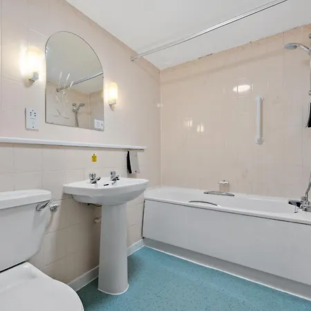 Hotel Royal Whitby 3*