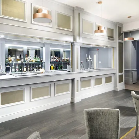 Royal 3* Whitby
