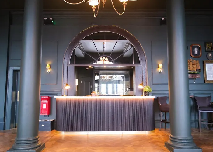 酒店 Royal 惠特比